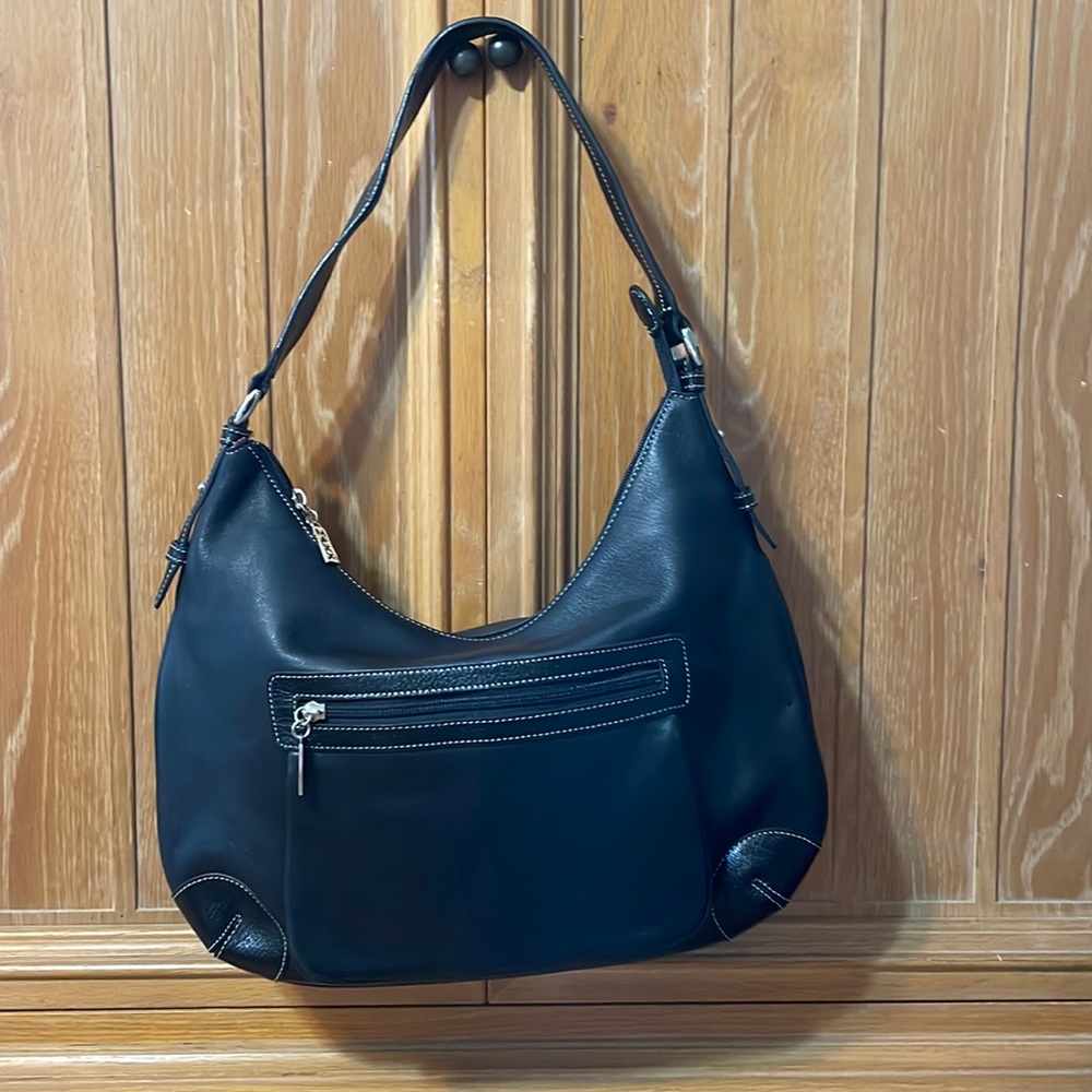 Maxx black leather bag like new